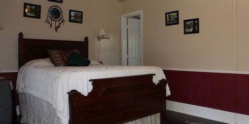 carriage_house_caddo_room